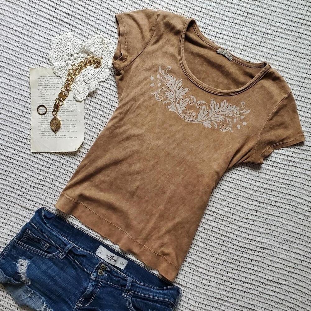 Y2k top with brown acid wash pattern rhinestone short sleeve top